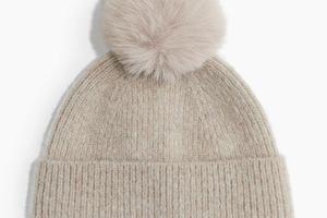 FOTO: Bez pletene kape ovih dana ne idemo van, evo najljepših modela iz ponude