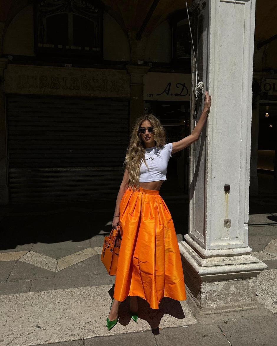 maksi suknja za ljeto | Autor: Instagram @emilisindlev