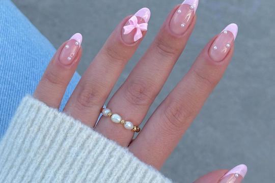ružičasti nokti
