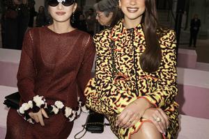 FOTO: Chanel Haute Couture revija oduševila je sve, pa i brojne celebrityje. Evo tko je sve došao