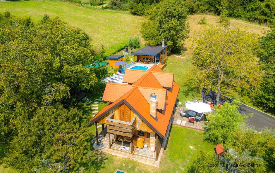  | Autor: Airbnb/Rural Holiday House Tinna