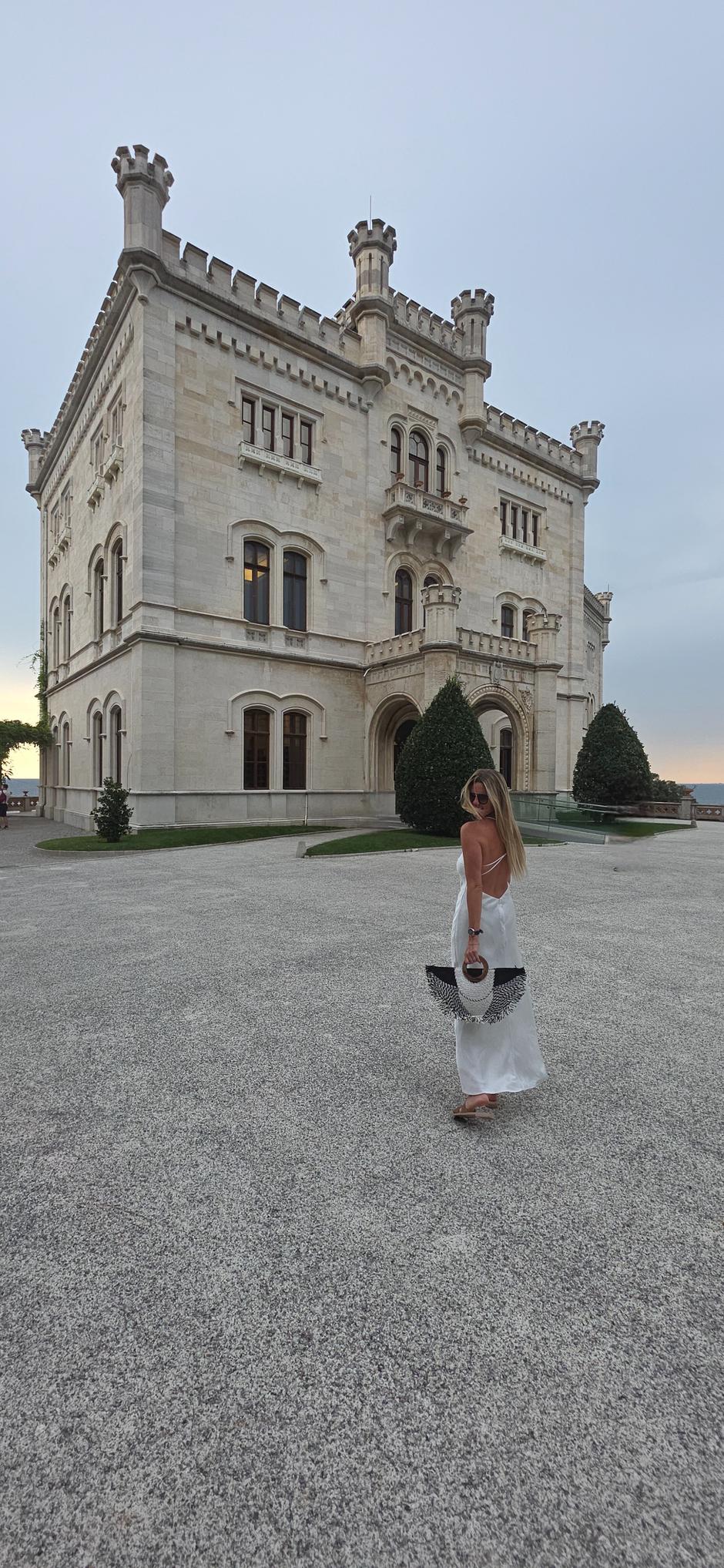  | Autor: Privatni album