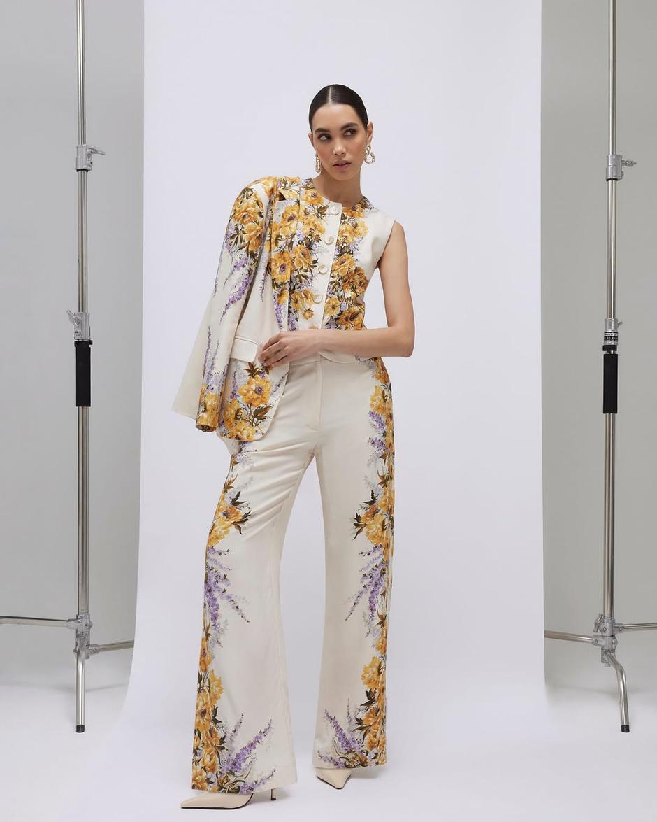  | Autor: River Island