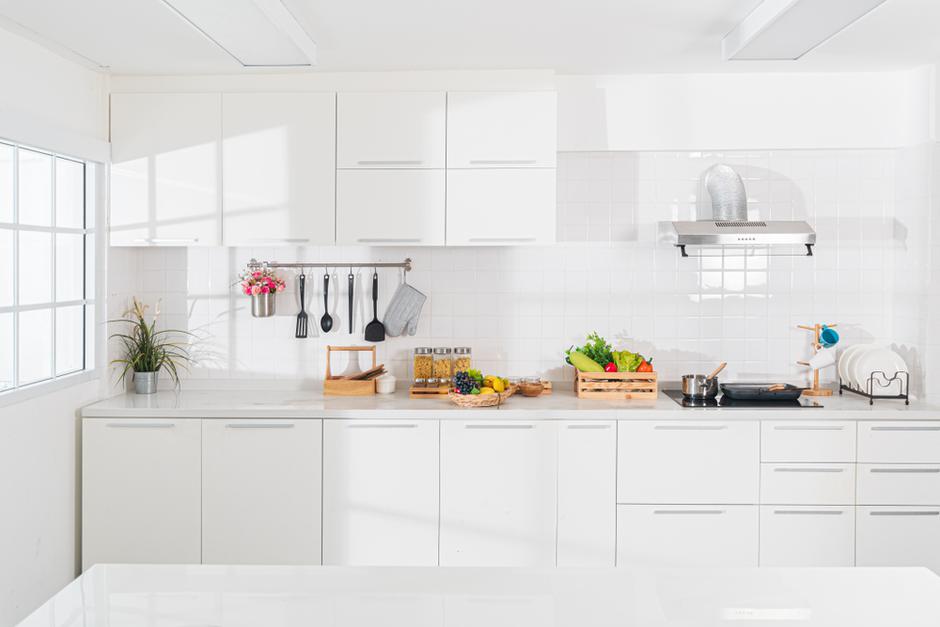 Što se trebaš pitati prije kupovine potpuno bijele kuhinje | Autor: shutterstock