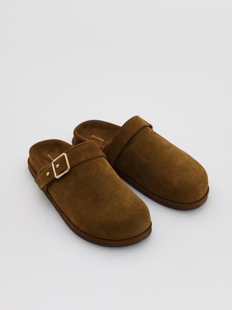 FOTO: Klompe su savršene cipele za posljednje dane ljeta, škicamo ove modele