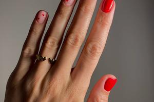 FOTO: Ljubav je u zraku, ali i na našim noktima. Najljepše manikure sa srcima za Valentinovo