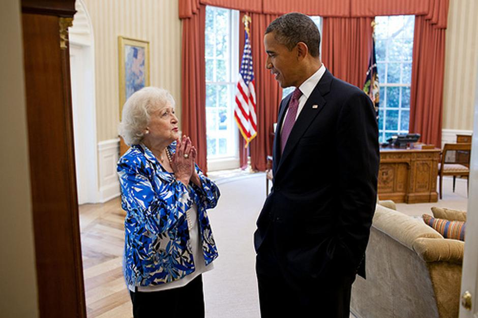 Betty White s predsjednikom Obamom | Autor: Profimedia